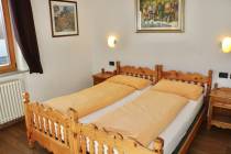 Appartamento con 2 Camere da Letto Casa Severina