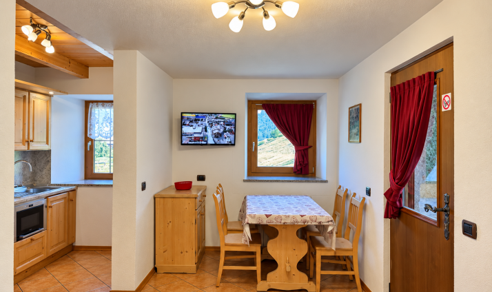 Appartamento con 1 Camera da Letto - ROSSO Casa Luigion