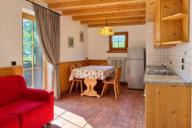 Appartamento con 3 Camere da Letto su 2 Livelli - VERDE Casa Luigion