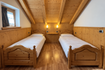 Appartamento con 3 Camere da Letto su 2 Livelli - VERDE Casa Luigion